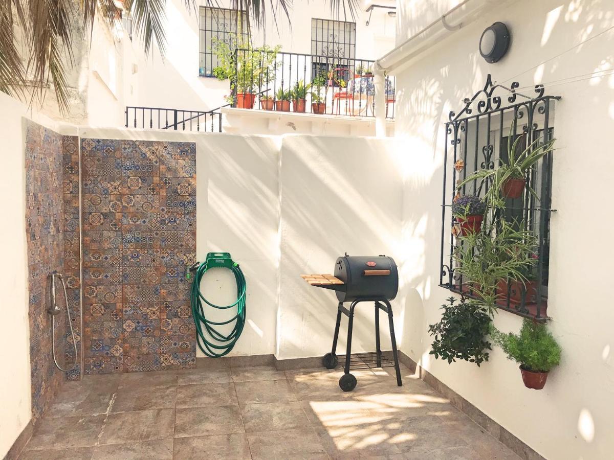 Town House With Patio In Quiet Residential Area 10 Min From Beach Торремолинос Экстерьер фото